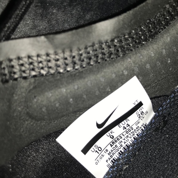 Nike Men’a VaporMax Black/Gold/grey 10.5 - Picture 7 of 8